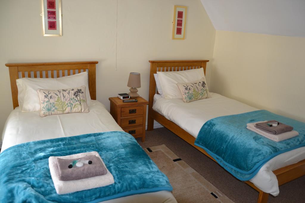 Crown Hotel Corwen Habitación foto