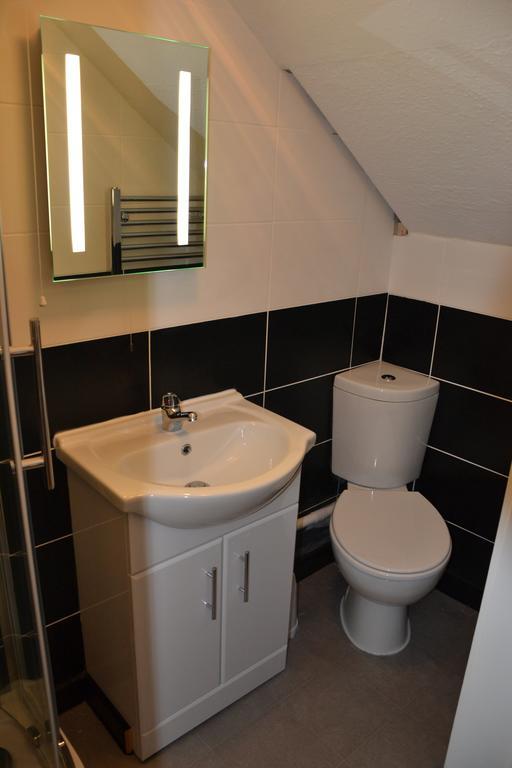 Crown Hotel Corwen Habitación foto
