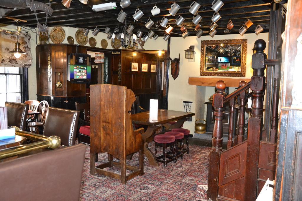 Crown Hotel Corwen Exterior foto